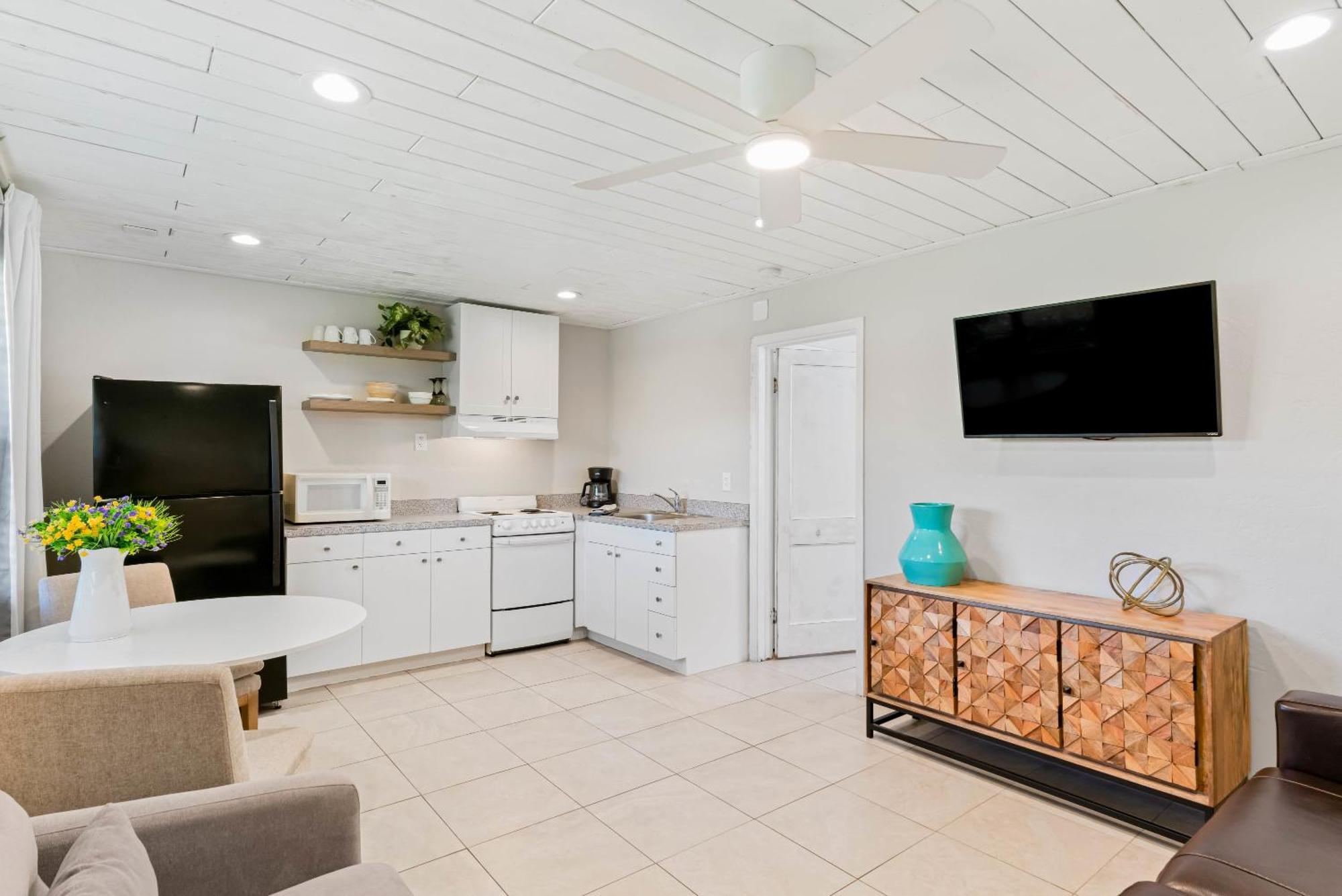 סיינט פיט ביץ' Beachside Retreat W Heated Pool מראה חיצוני תמונה