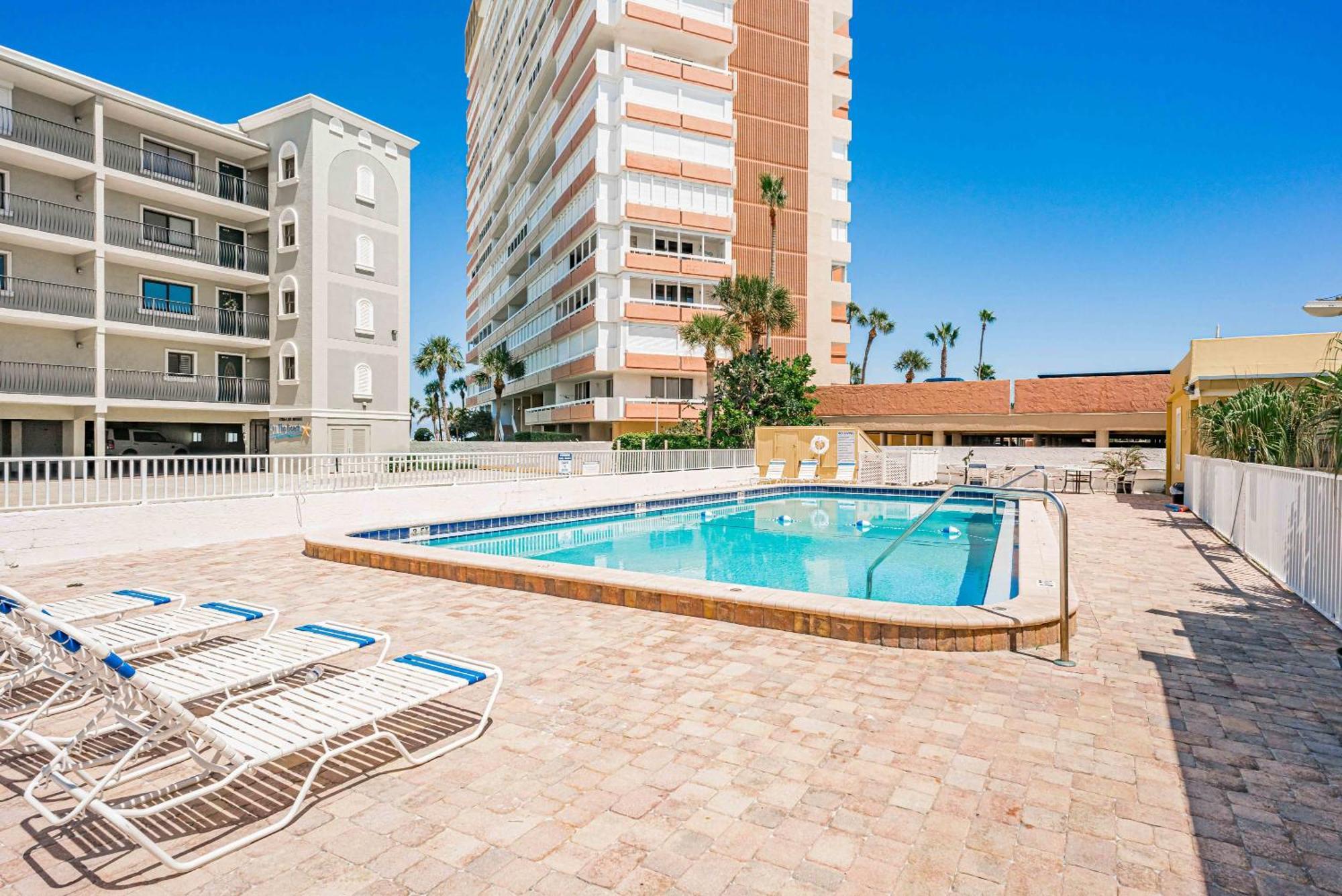סיינט פיט ביץ' Beachside Retreat W Heated Pool מראה חיצוני תמונה
