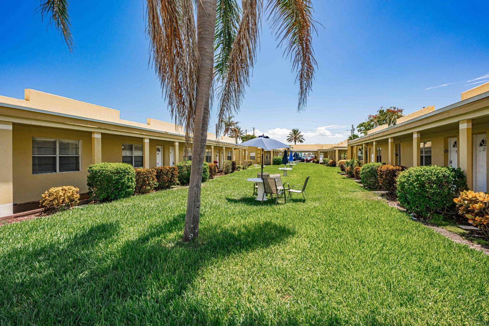 סיינט פיט ביץ' Beachside Retreat W Heated Pool מראה חיצוני תמונה